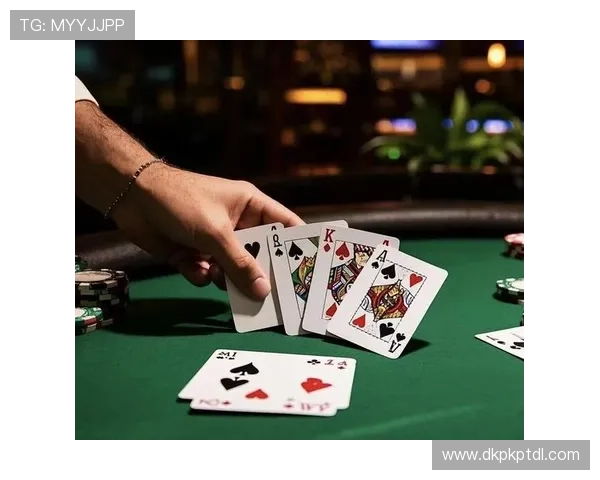 德州扑克进阶技巧：从基础到高手的全面提升指南与实战经验分享